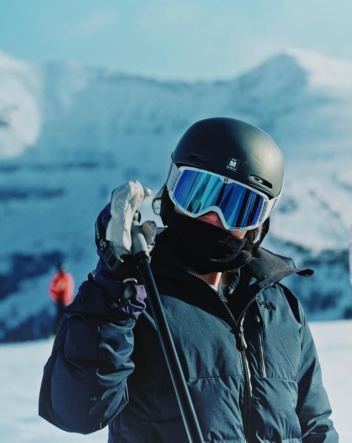 Picture of Noa on the slopes